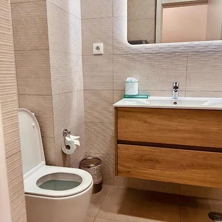 Apartamento With Marina Views Near Beaches *