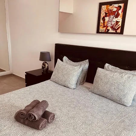 Apartamento With Marina Views Near Beaches *