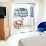 With Marina Views Near Beaches דירה לאגוּ‏ש